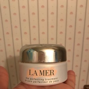 La Mer The perfecting treatment 1.7 oz